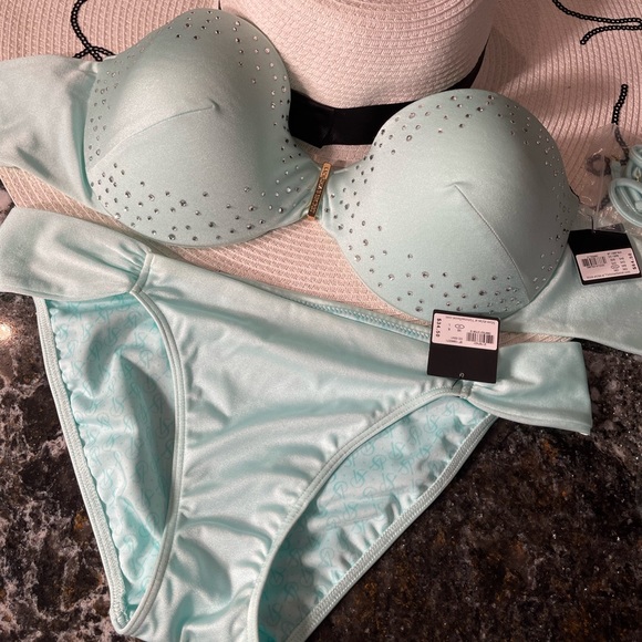 NWT vintage Victoria’s secret’s bikini embellished push-up 34DD/M set - Picture 7 of 13